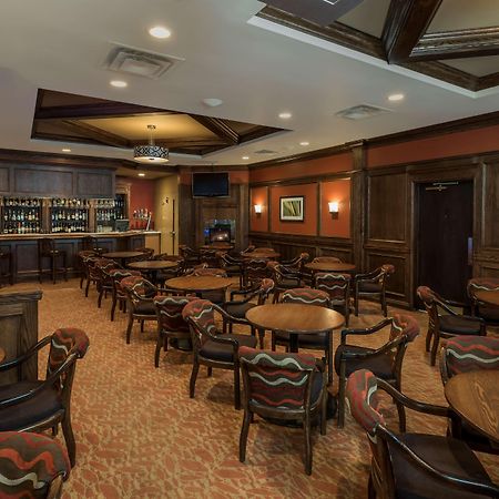 Best Western Plus Winnipeg Airport Hotel Bagian luar foto