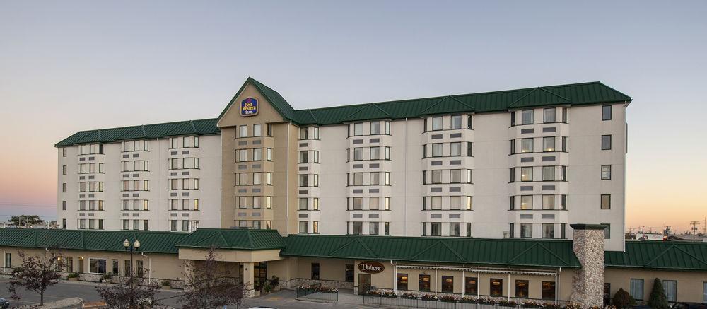 Best Western Plus Winnipeg Airport Hotel Bagian luar foto
