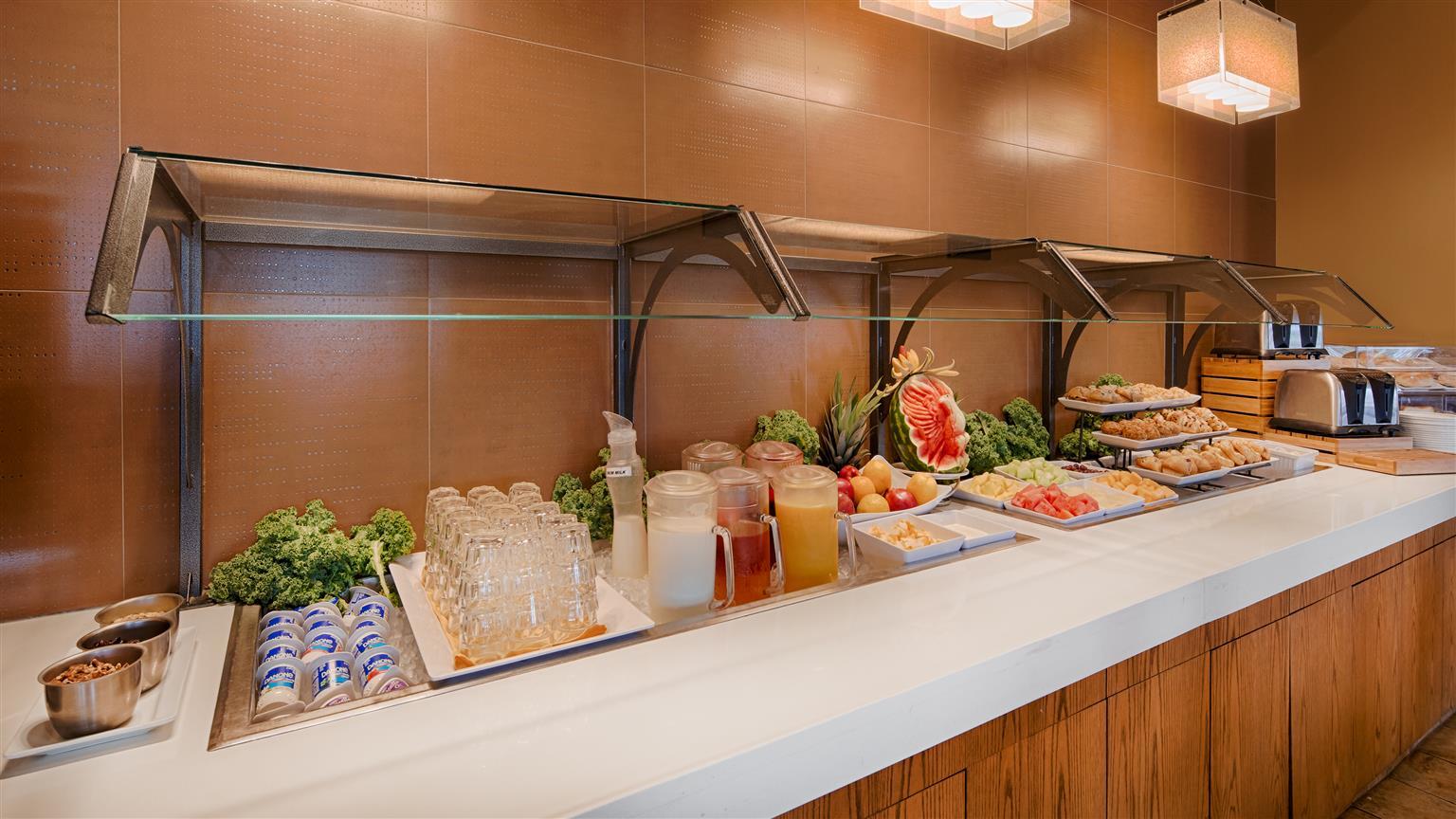 Best Western Plus Winnipeg Airport Hotel Bagian luar foto